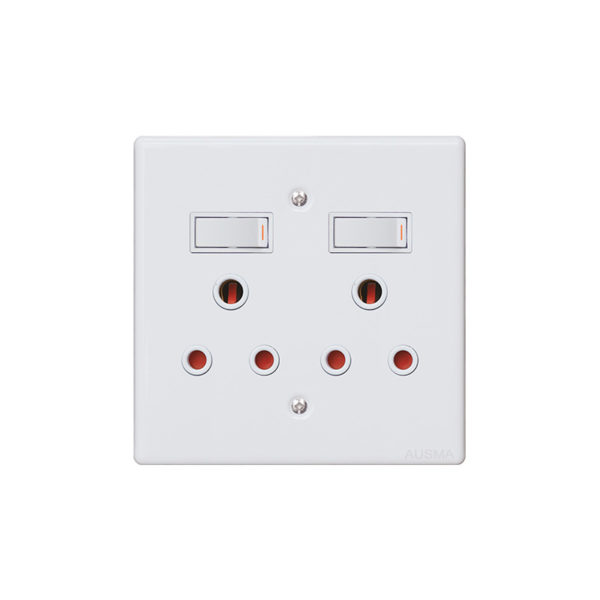 Redisson 4x4 Double Wall Plug Wht Steel